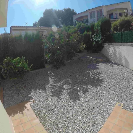 Preciosa Casa Con Piscina De Agua Salada Y Aire Acondicionado Holiday home *