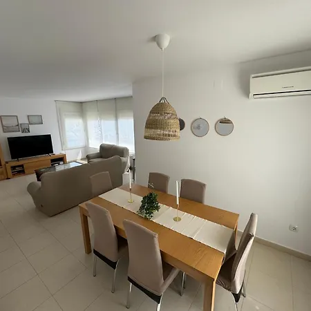 Preciosa Casa Con Piscina De Agua Salada Y Aire Acondicionado