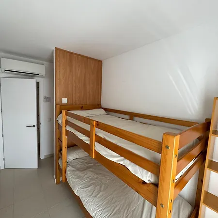 Preciosa Casa Con Piscina De Agua Salada Y Aire Acondicionado Holiday home Llanca