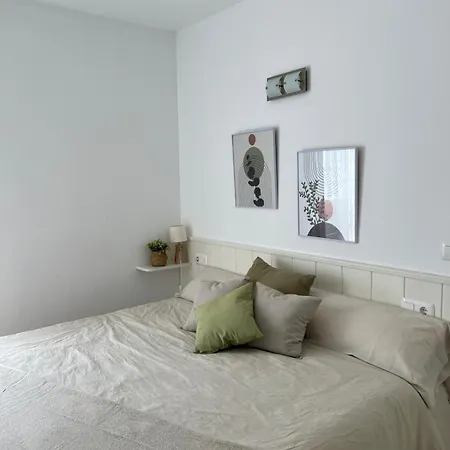 Preciosa Casa Con Piscina De Agua Salada Y Aire Acondicionado Holiday home *