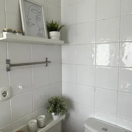 Preciosa Casa Con Piscina De Agua Salada Y Aire Acondicionado Holiday home