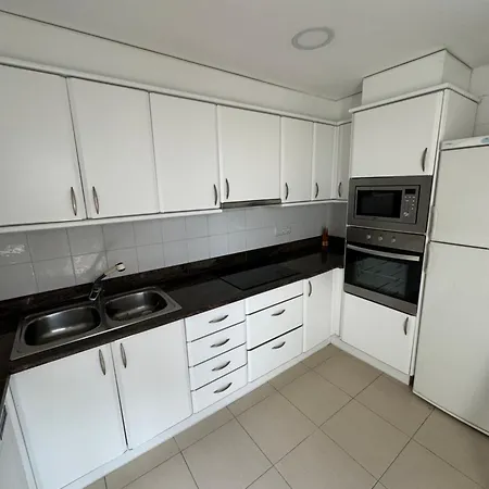 Preciosa Casa Con Piscina De Agua Salada Y Aire Acondicionado Holiday home Llanca